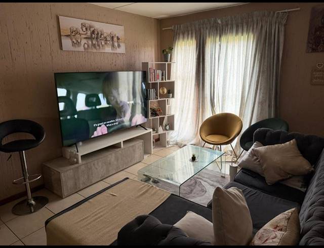 2 BEDROOM PROPERTY TO RENT IN ORMONDE